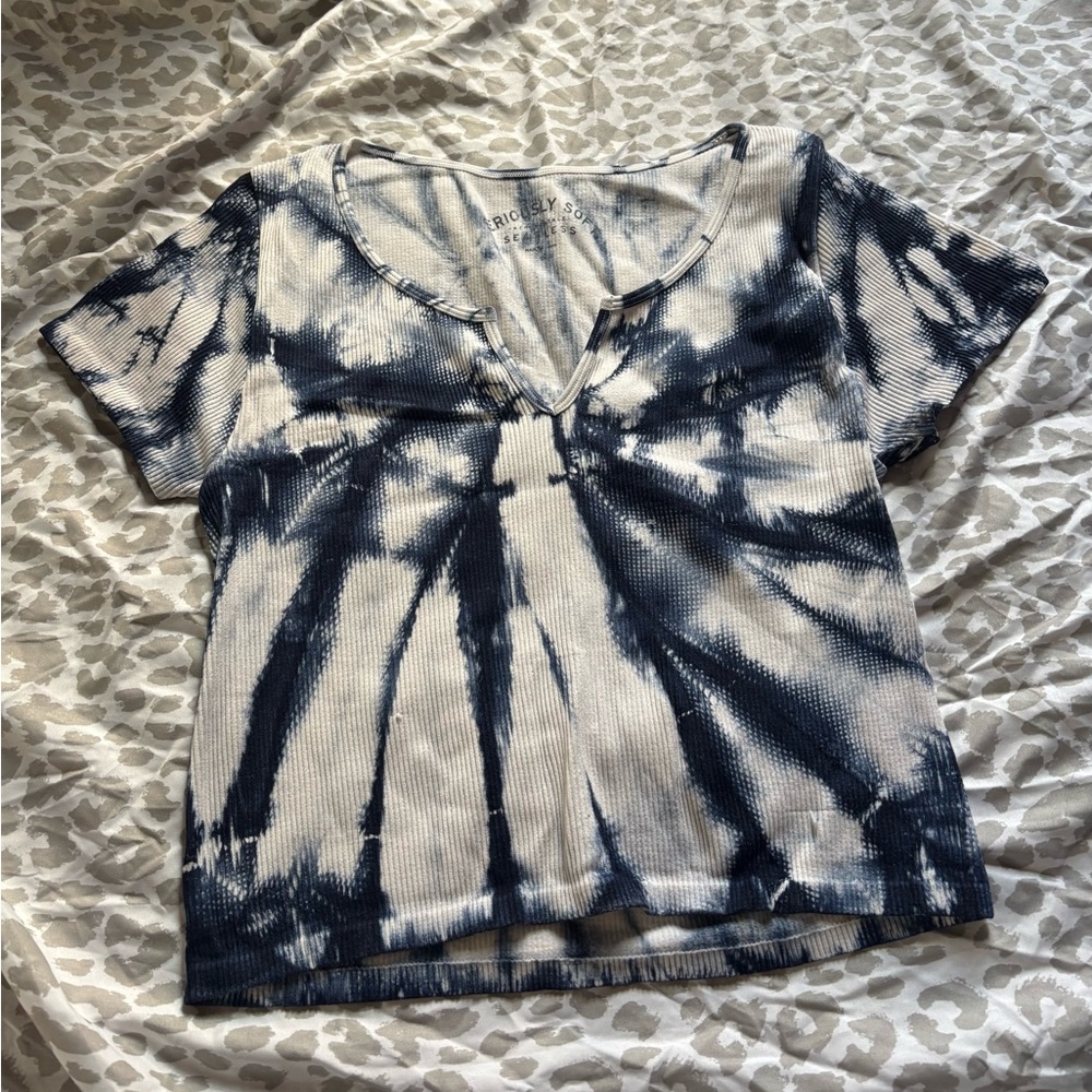 Hollister tie dye cropped tee